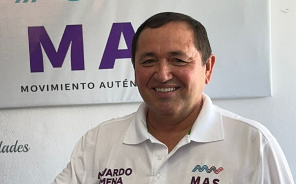 Nivardo Mena , candidato la gobernatura de Quintana Roo