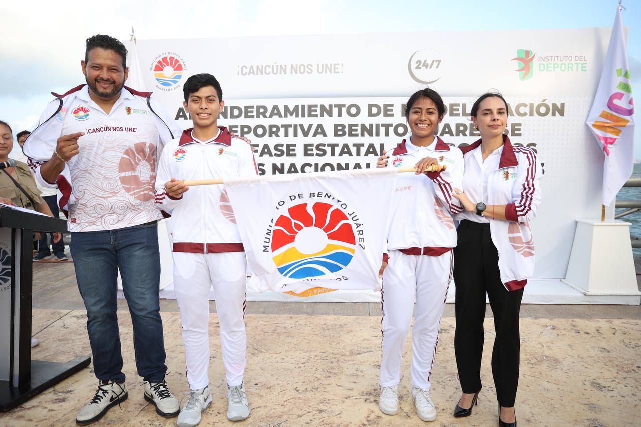 Abanderan a representantes de Benito Juárez que participarán en las olimpiadas estatales