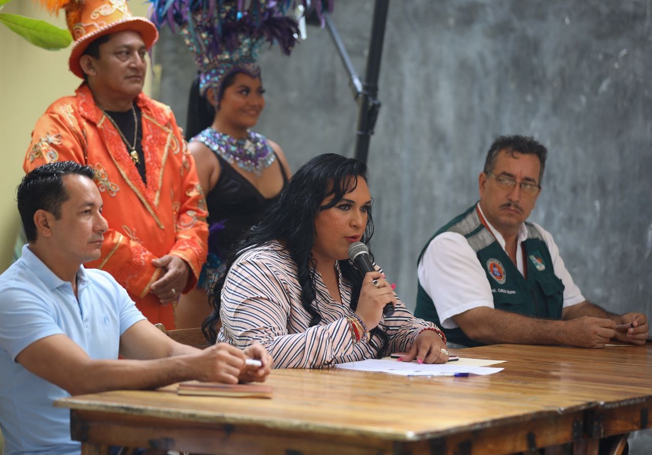 Presentan cartelera artística para el “Carnaval Puerto Morelos 2023”