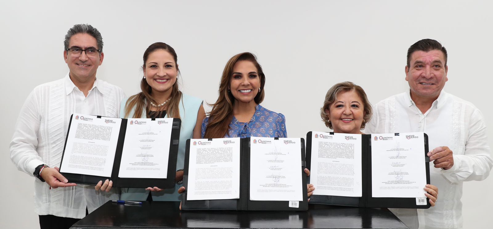 Presentan la nueva tarjeta de salud en Quintana Roo