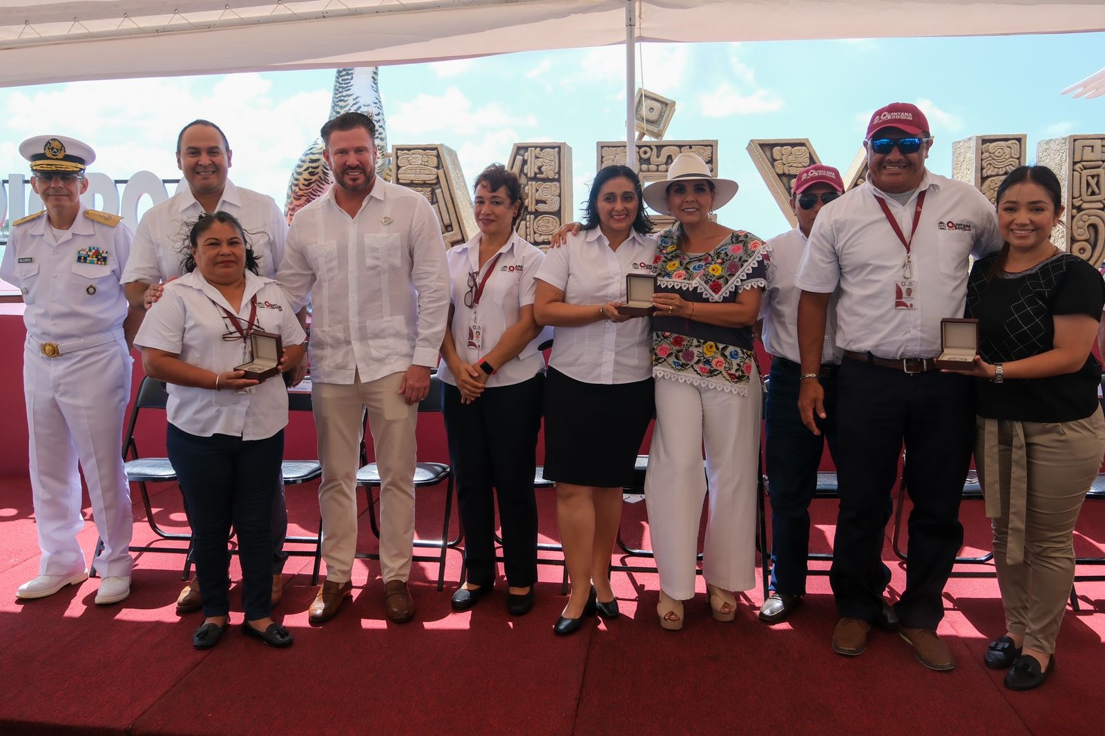 Mara Lezama reconoce el papel de los trabajadores portuarios en Quintana Roo