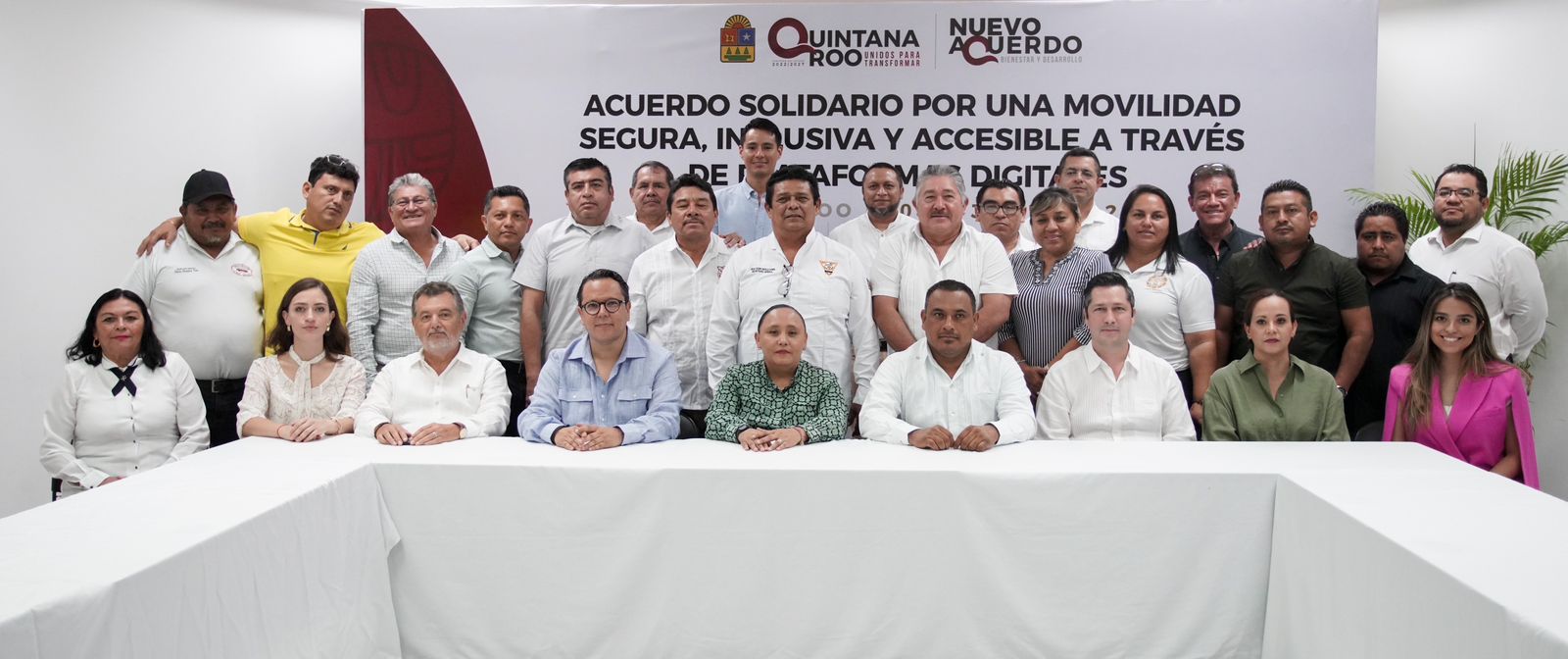 Alianza histórica entre taxistas y plataforma digital para mejorar la movilidad en Quintana Roo