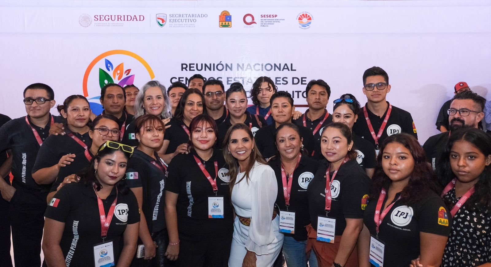 Mara Lezama lidera encuentro nacional para prevenir el delito y promover la paz