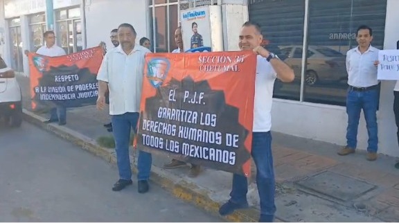 “Trabajadores del Poder Judicial Federal en Quintana Roo se manifiestan en contra de la extinción de fideicomisos