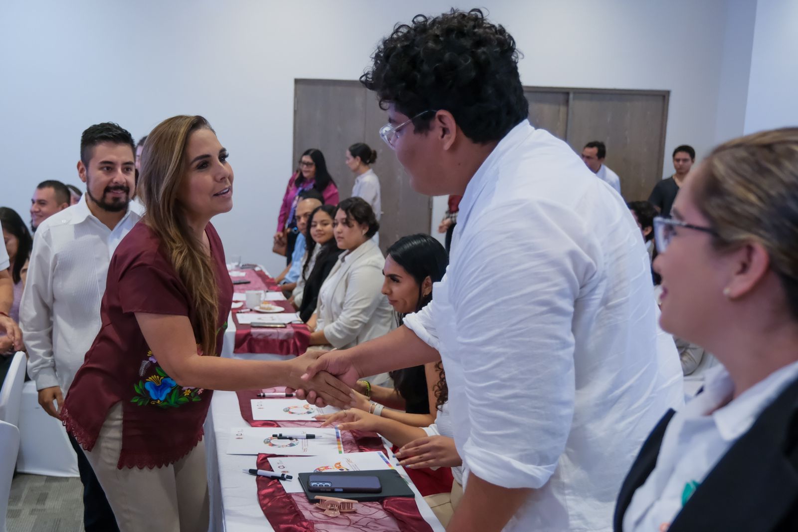 Inauguran cumbre quintanarroense de las juventudes