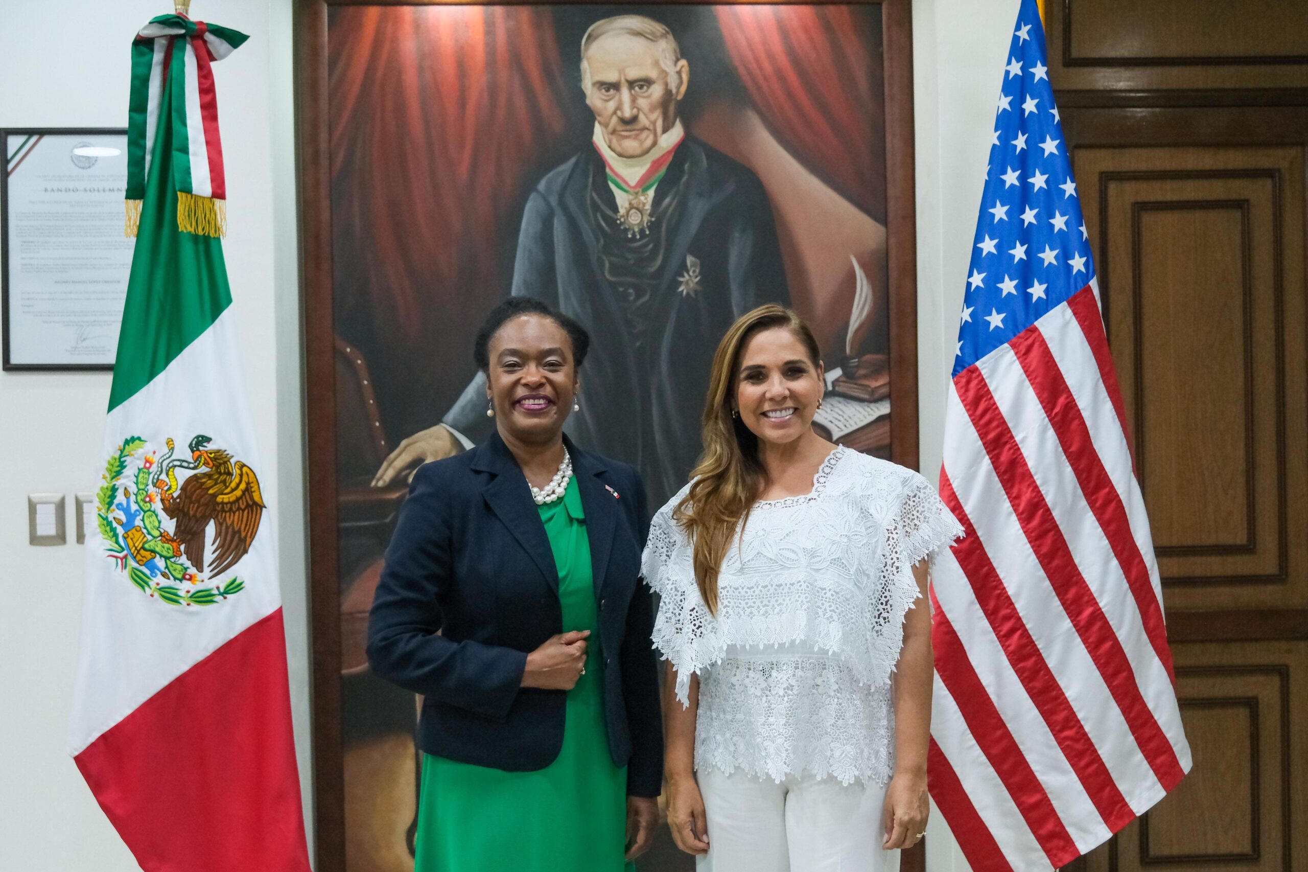Gobernadora de Quintana Roo agradece colaboración de cónsul general de EE. UU.