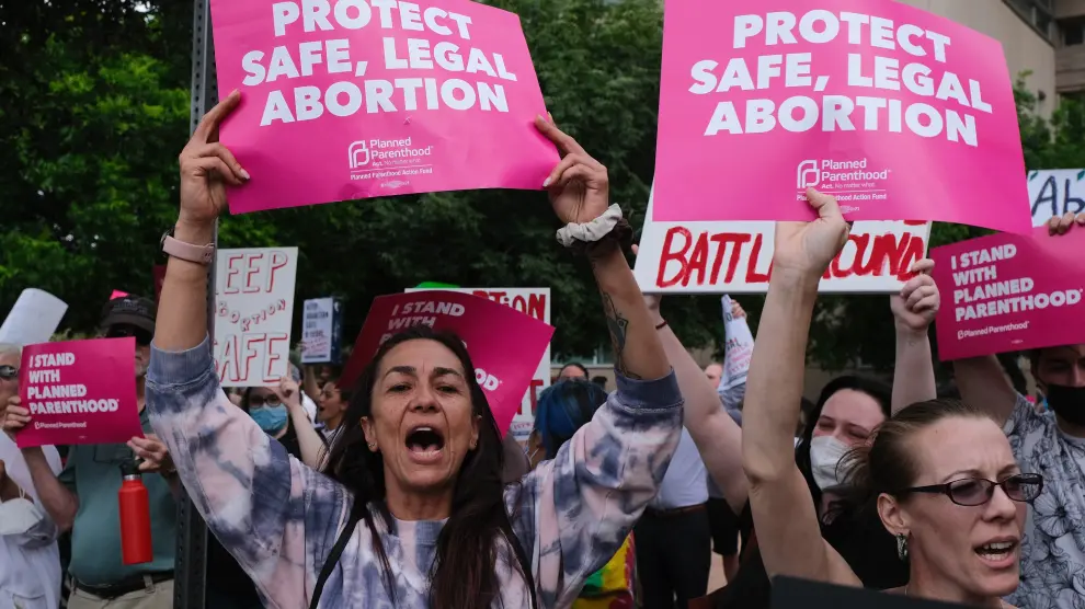 Fallo Histórico en Arizona: Revive Ley antigua que prohíbe el aborto