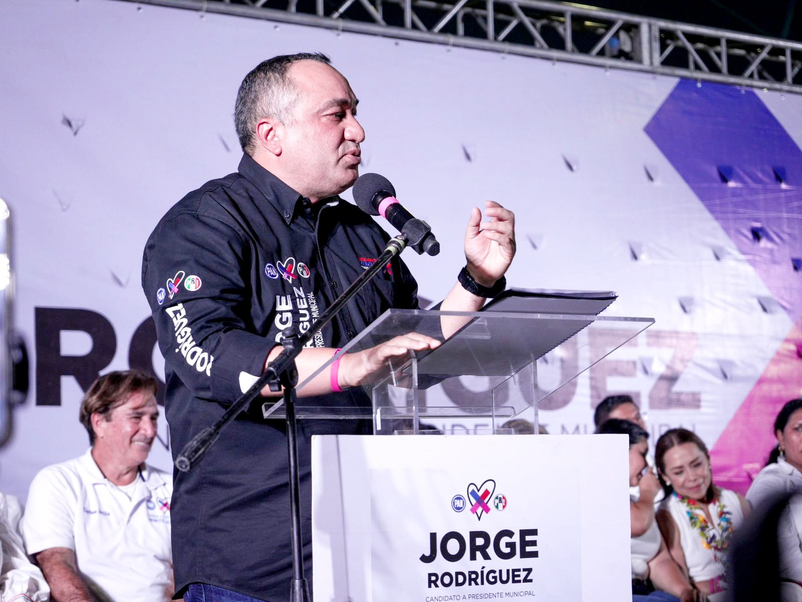 Jorge Rodríguez culmina campaña electoral