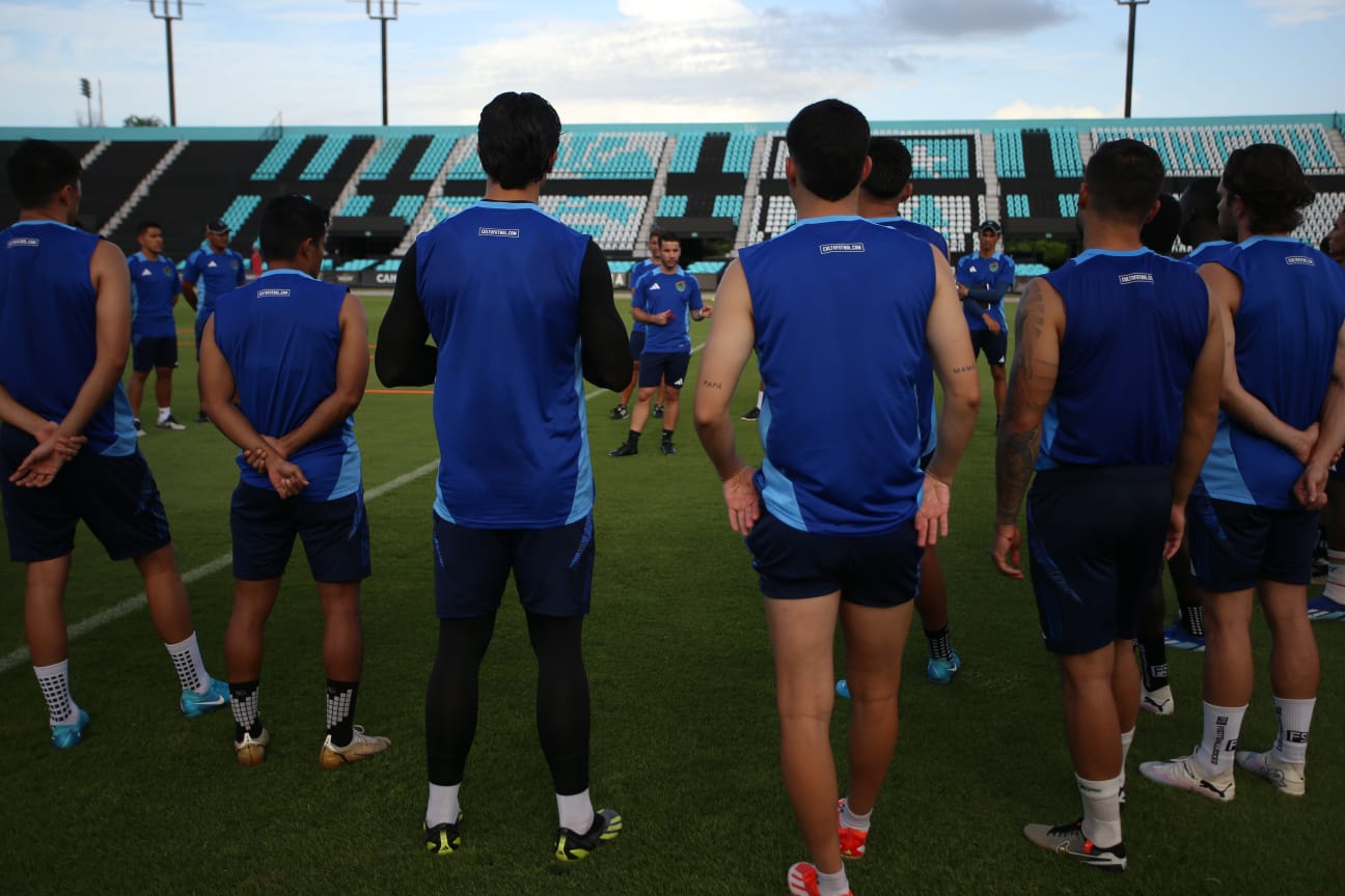 Cancún FC busca frenar el invicto de Leones Negros